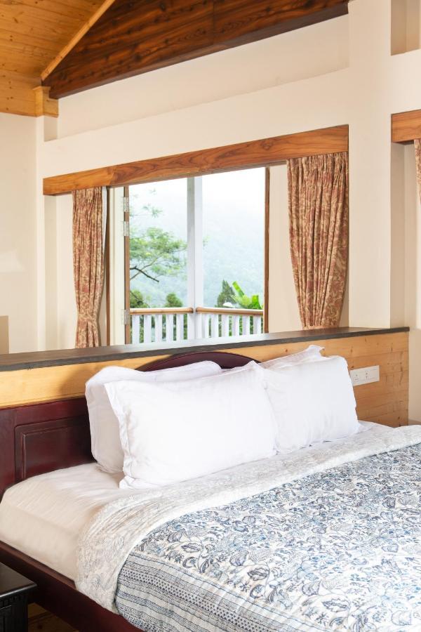 Ama Stays & Trails Makaibari Bungalow, Darjeeling Darjeeling  Exterior photo